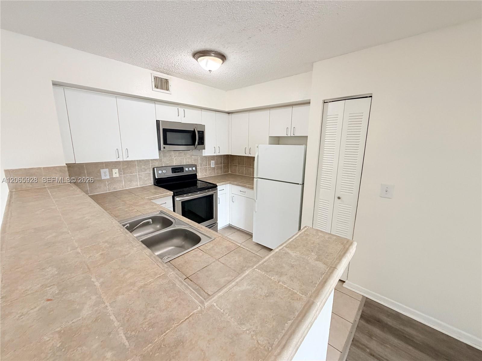 1749 Village Boulevard 304 Property Photo 7