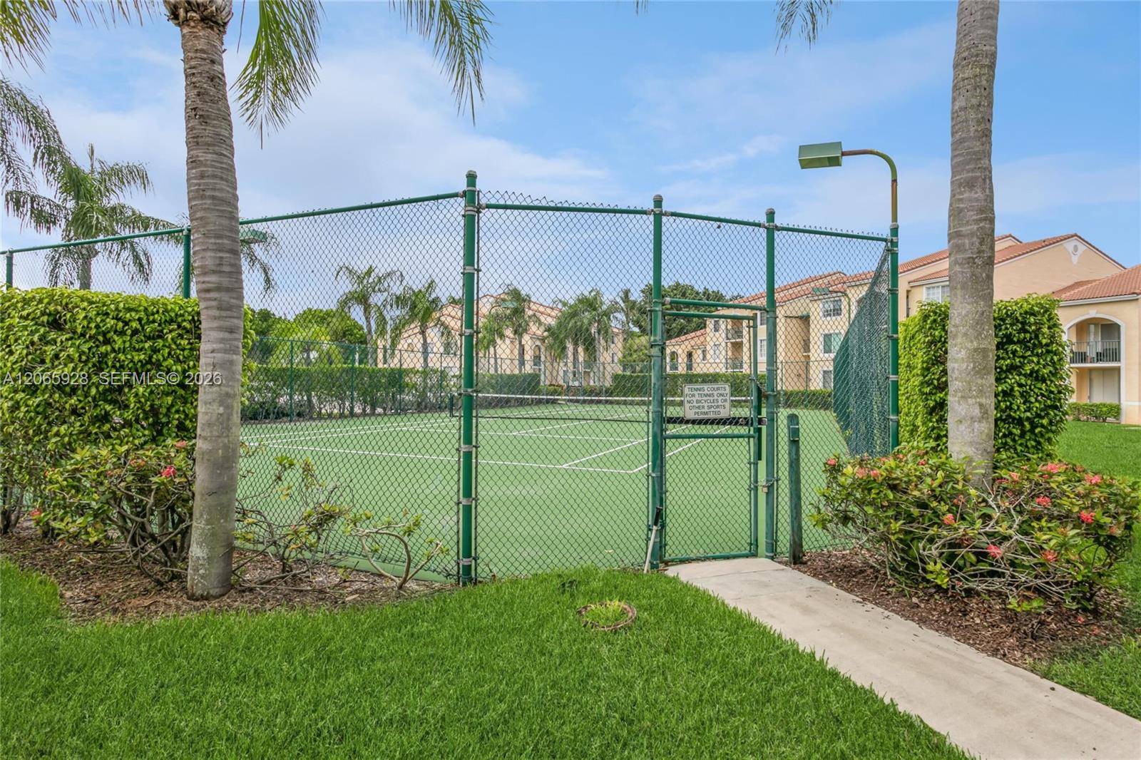 1749 Village Boulevard 304 Property Photo 20
