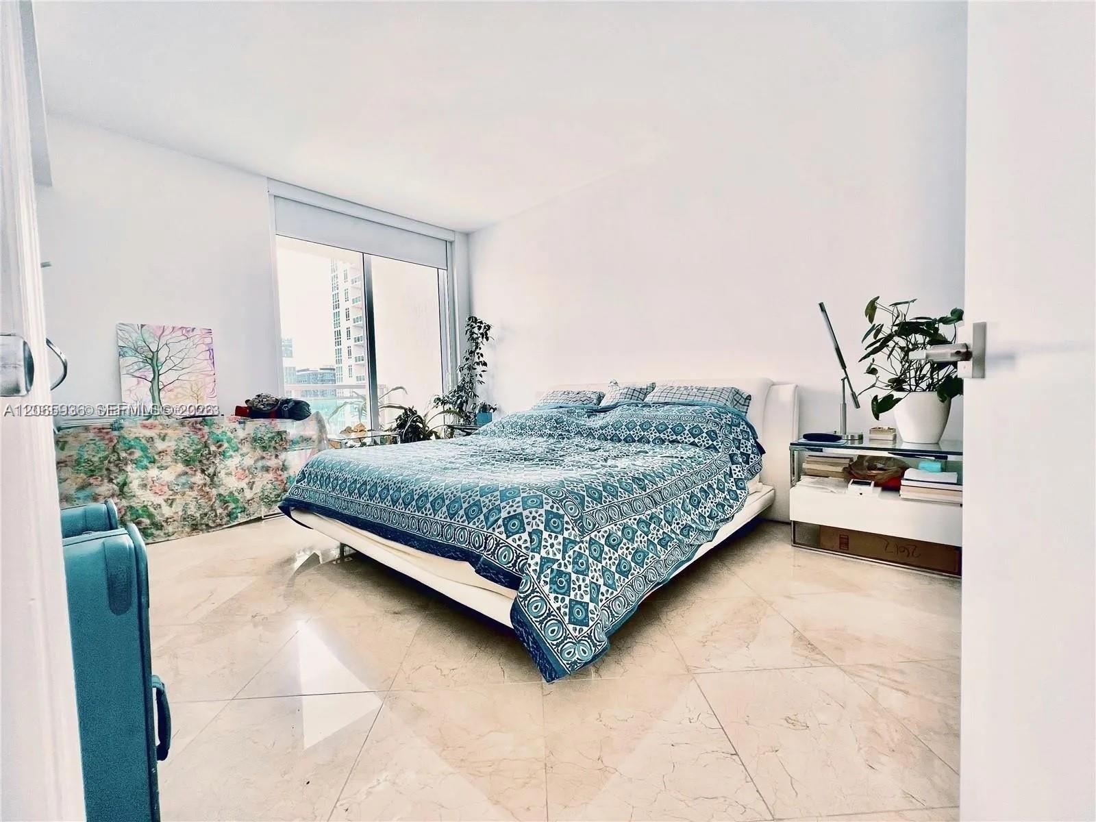 950 Brickell Bay Drive 1807 Property Photo 7