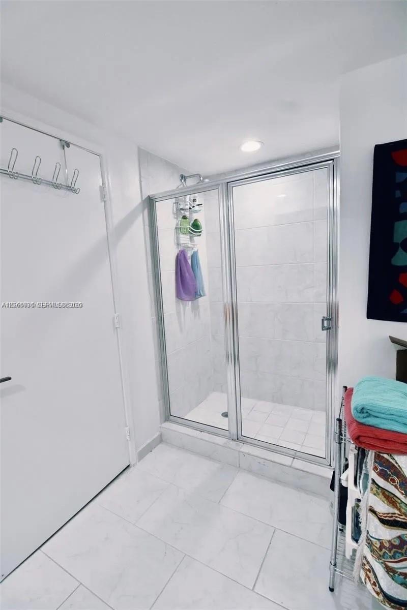 950 Brickell Bay Drive 1807 Property Photo 10