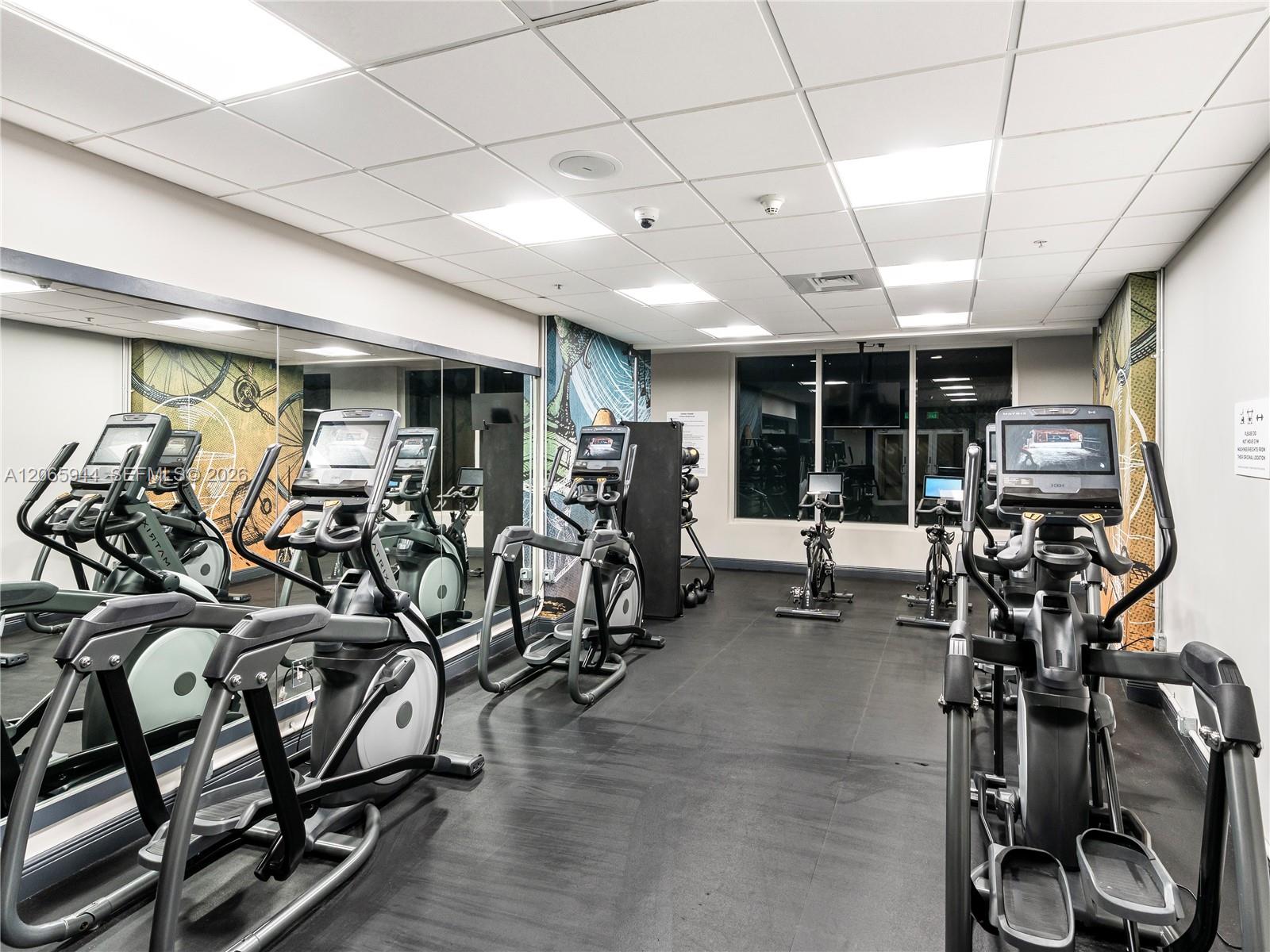 1750 N Bayshore Drive Ph-5309 Property Photo 15