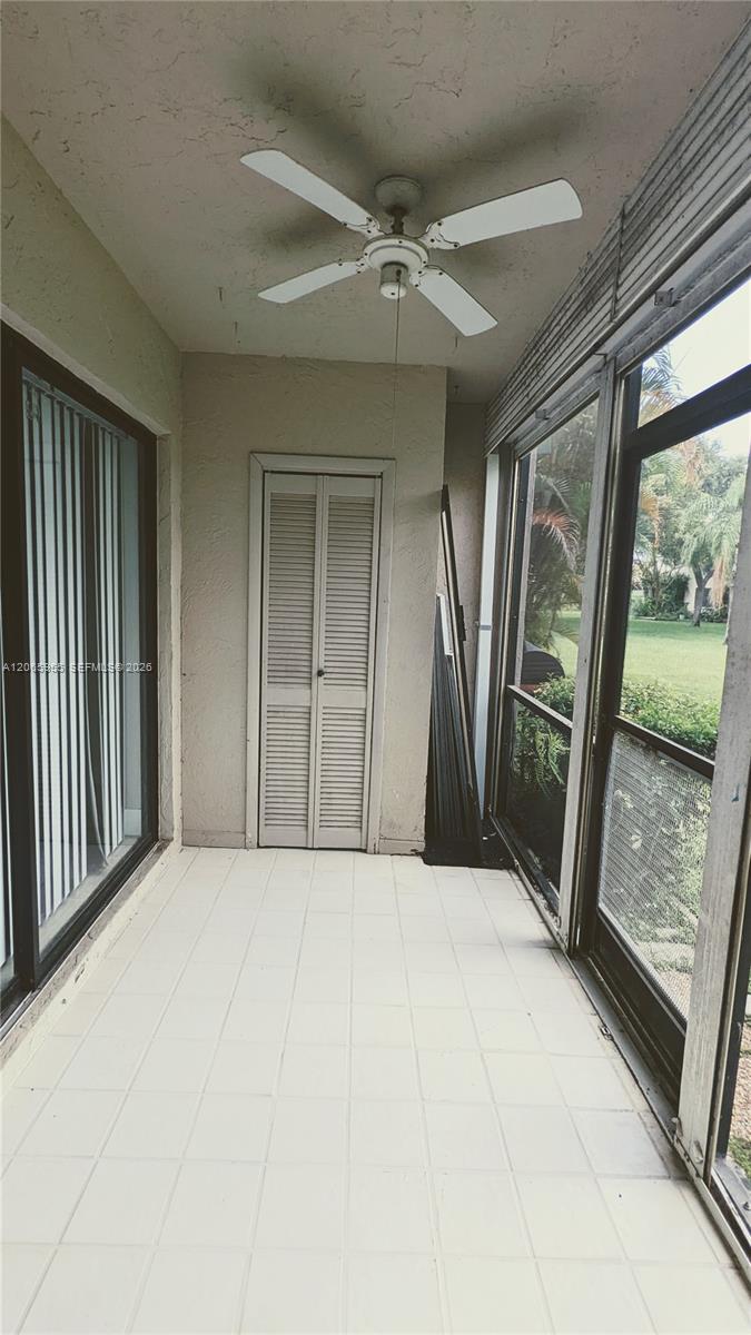 460 Lakeview Drive 4 Property Photo 6
