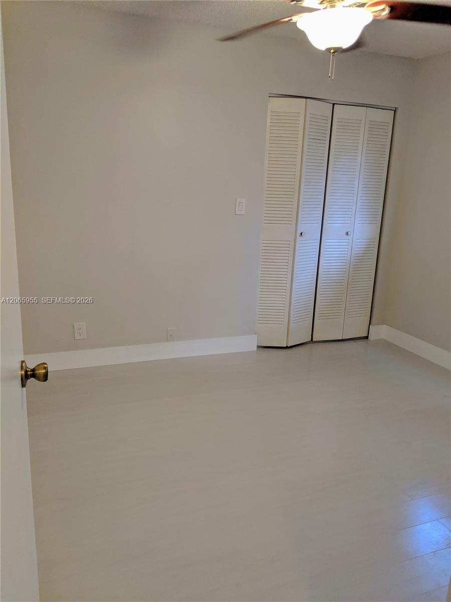 460 Lakeview Drive 4 Property Photo 15