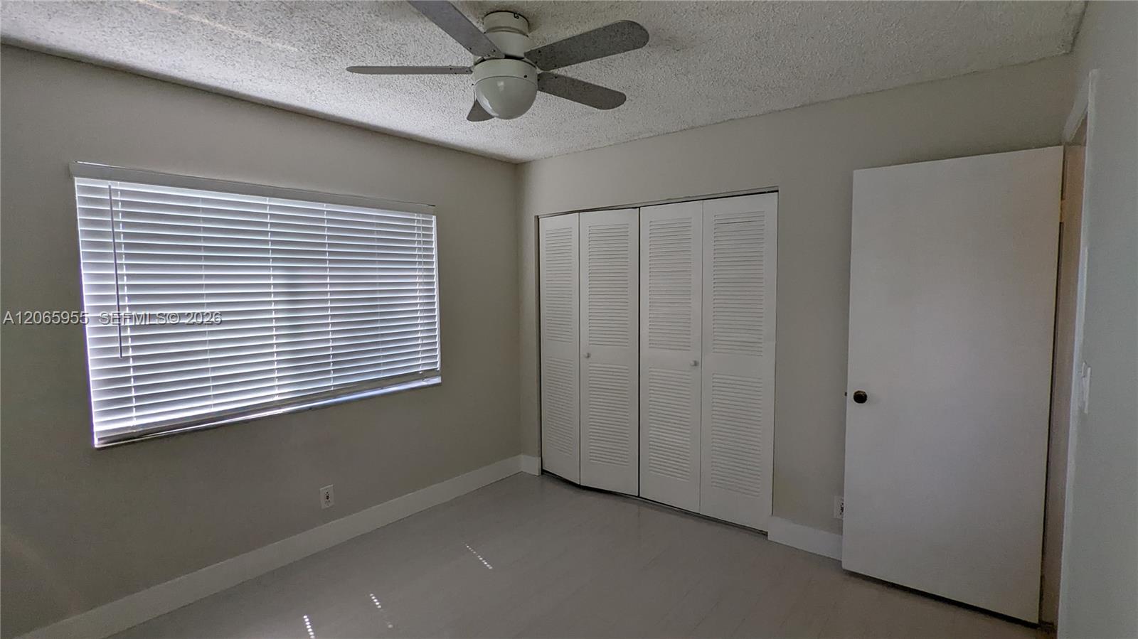 460 Lakeview Drive 4 Property Photo 16
