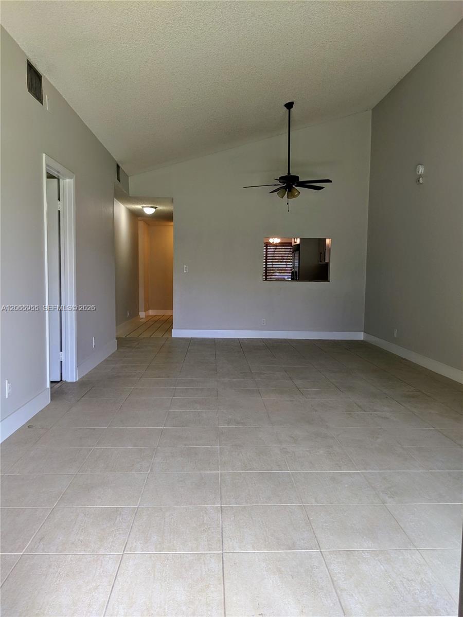 460 Lakeview Drive 4 Property Photo 22