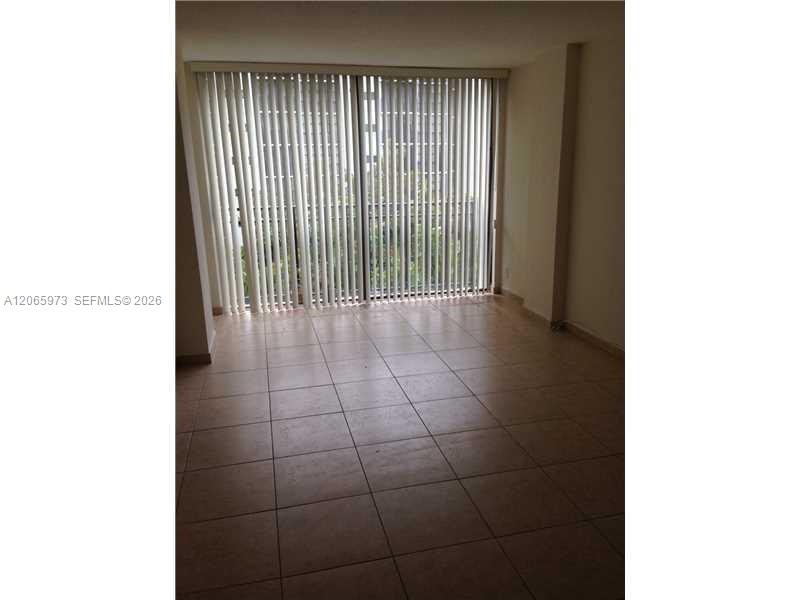 16919 N Bay Road 420 Property Photo 6