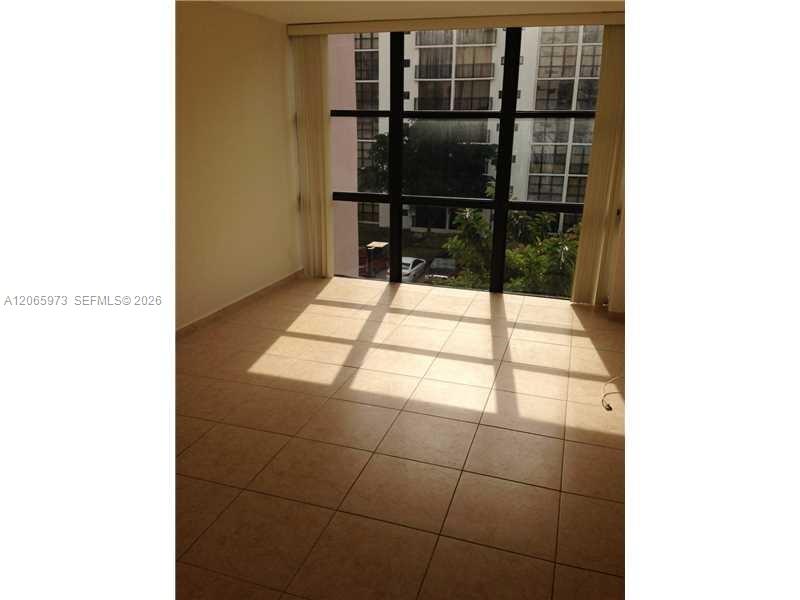 16919 N Bay Road 420 Property Photo 13