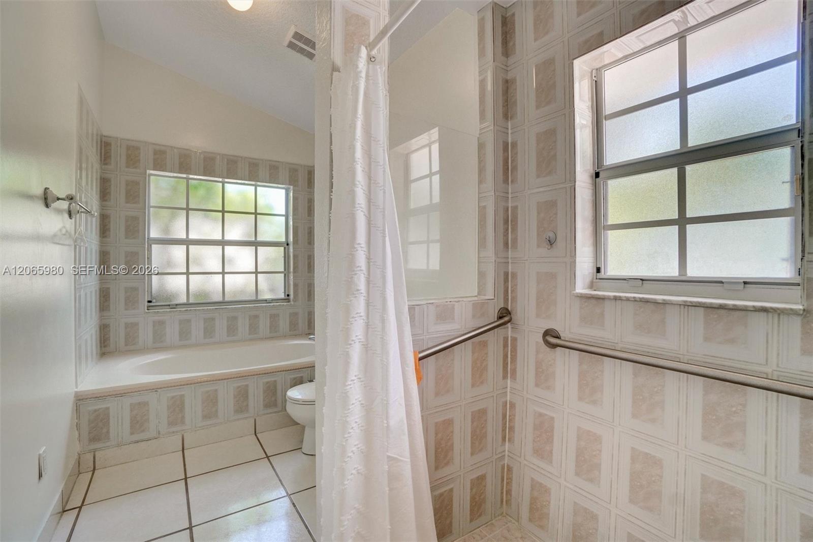 25 Ludlam Drive Property Photo 17
