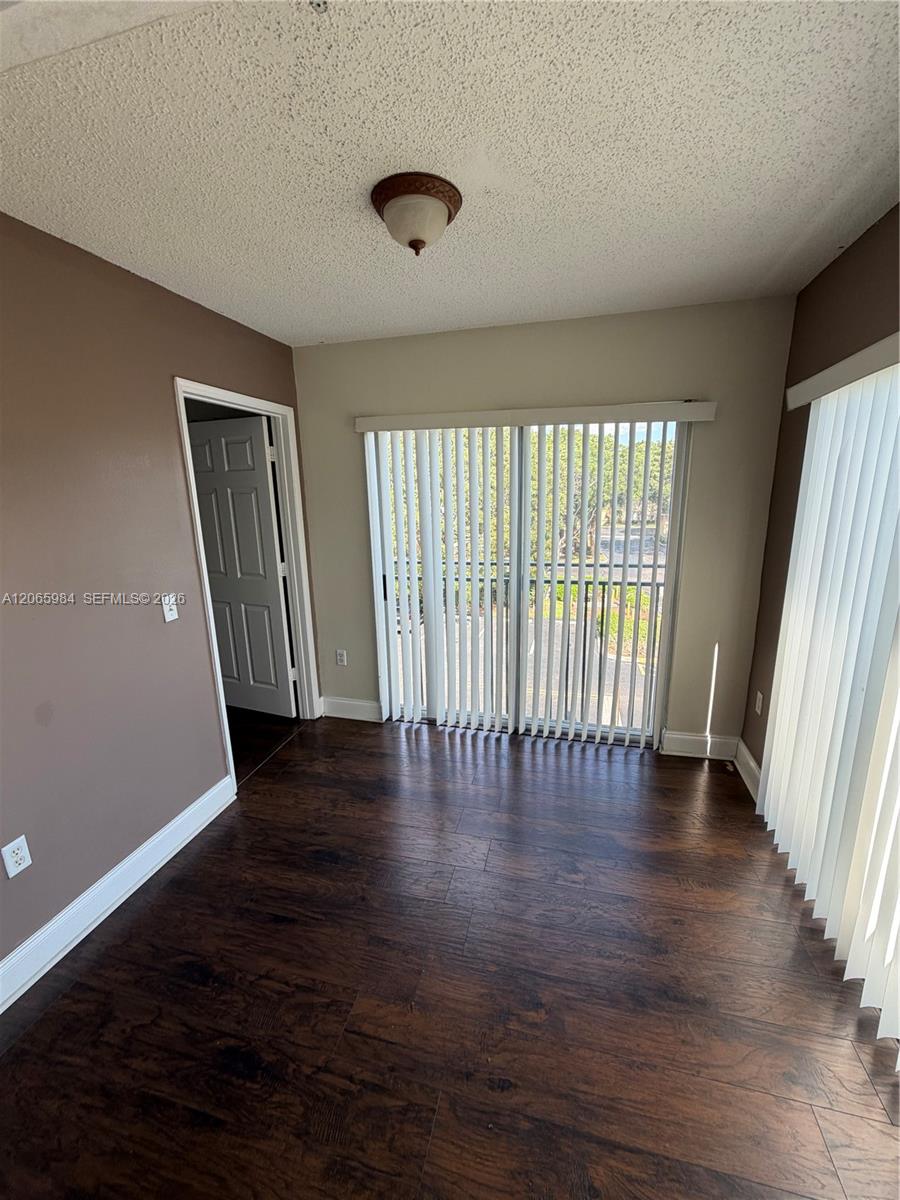 2427 Centergate Drive 301 Property Photo 10