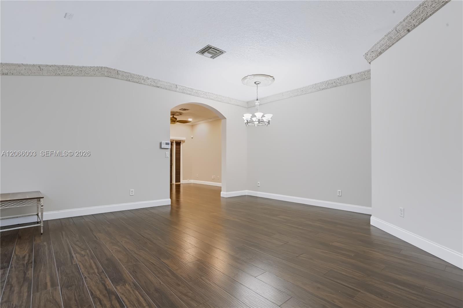4927 Lombard Pass Drive Property Photo 4