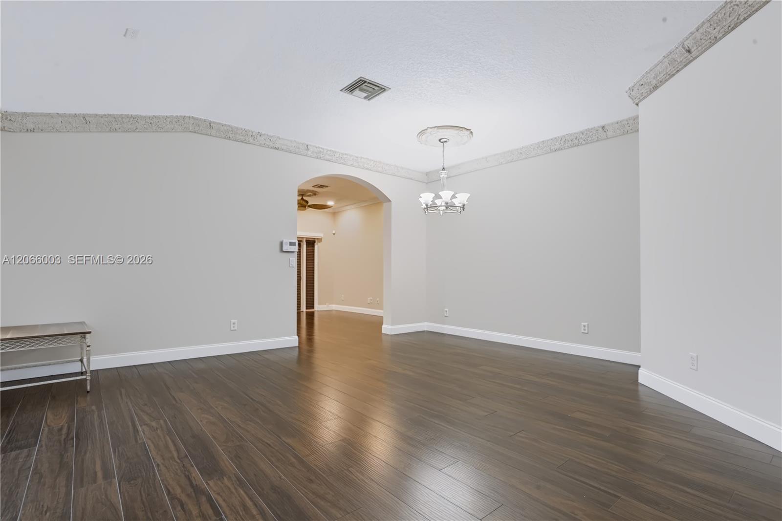 4927 Lombard Pass Drive Property Photo 7