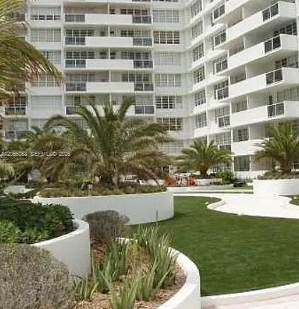 100 Lincoln Road 616 Property Photo 10