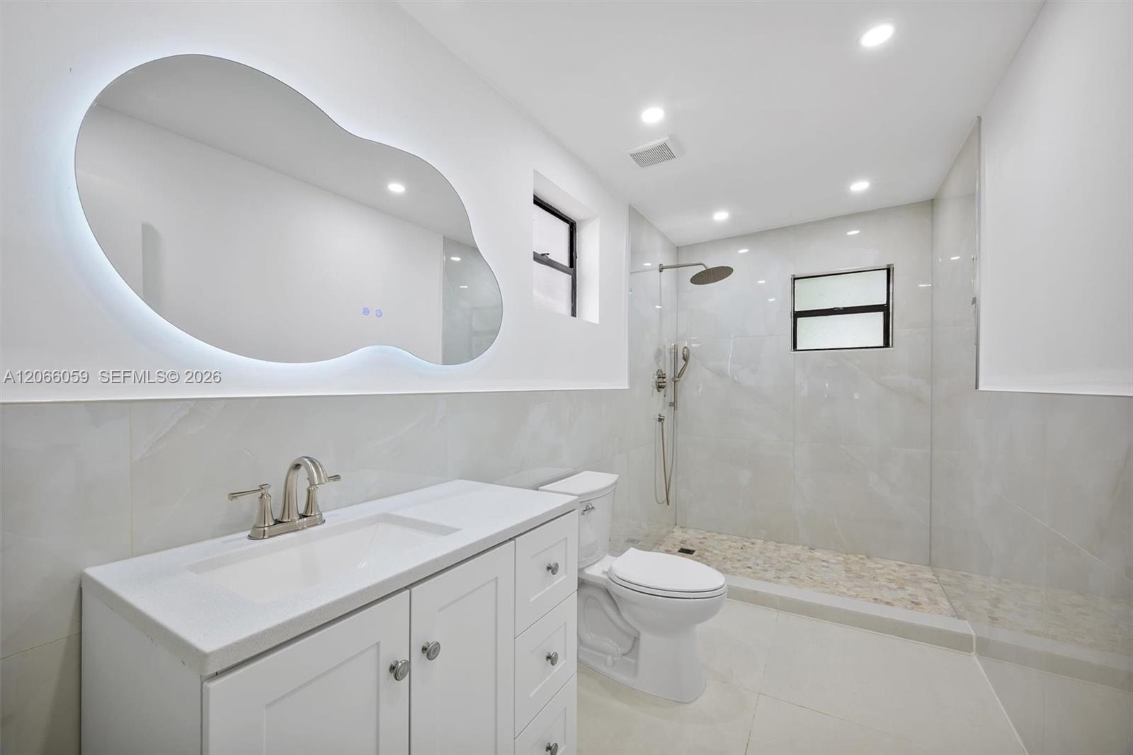 1157 Nw 45th Street Property Photo 7