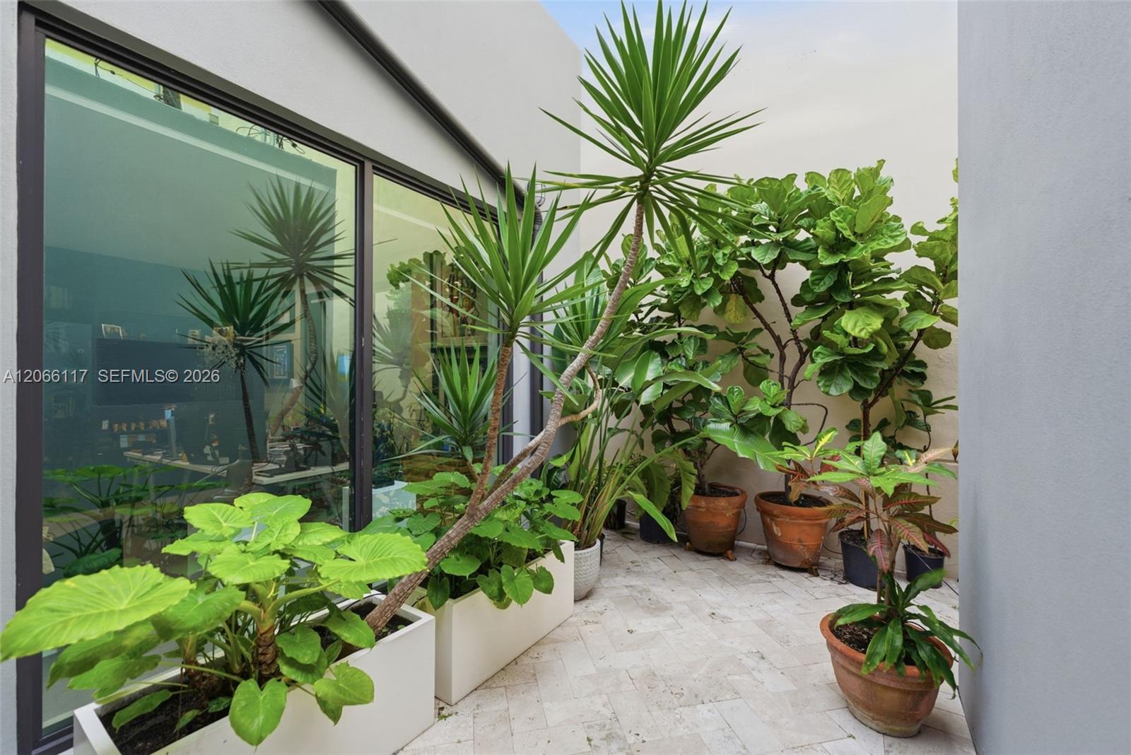 45 Valencia Avenue Property Photo 28