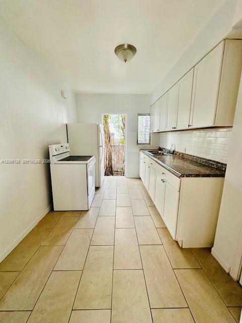 821 W 39th Street 2 Property Photo 2