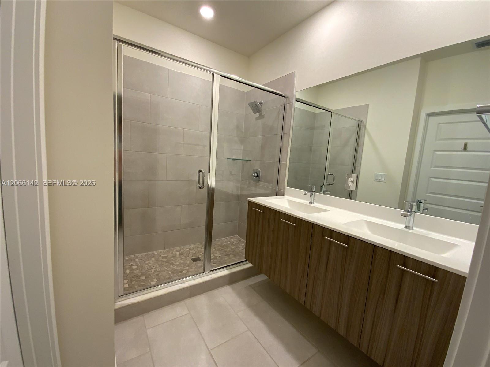 4683 Nw 83rd Path Property Photo 15