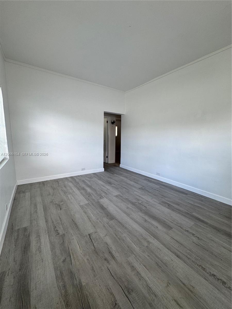 568 E 49th Street Property Photo 3