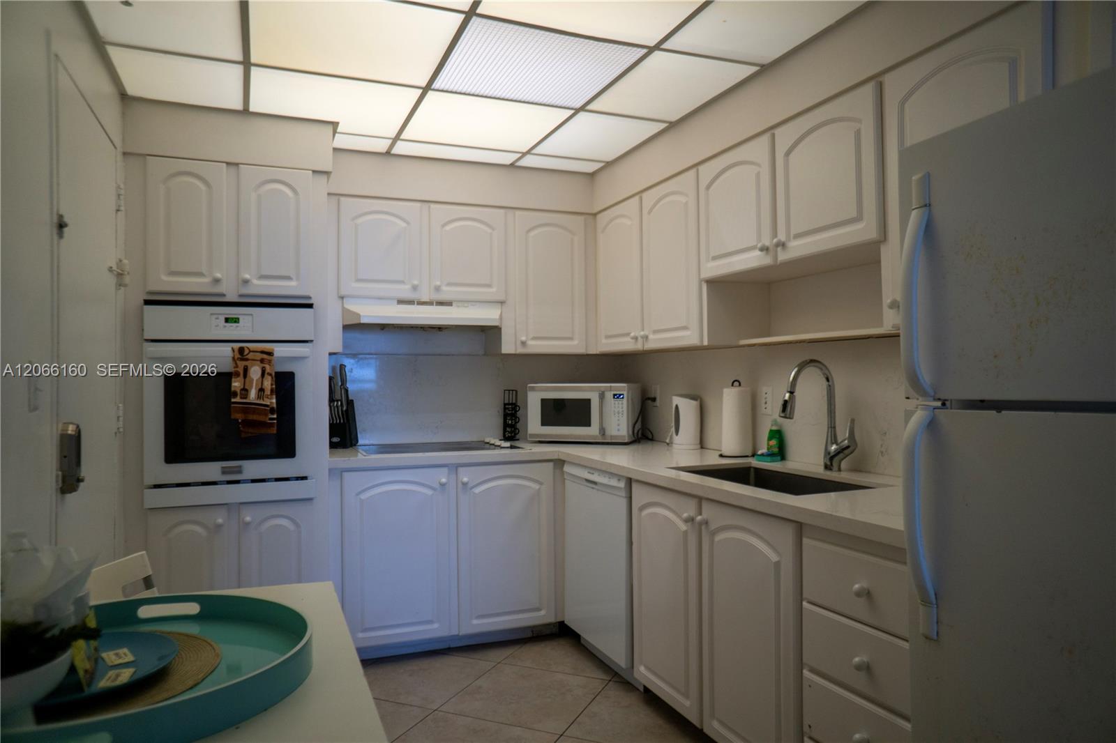 3901 S Ocean Drive Ph16o Property Photo 6