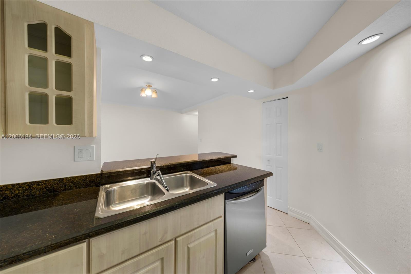 9405 Fontainebleau Boulevard 112 Property Photo 12