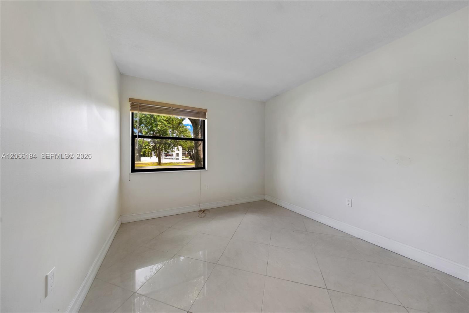 9405 Fontainebleau Boulevard 112 Property Photo 14
