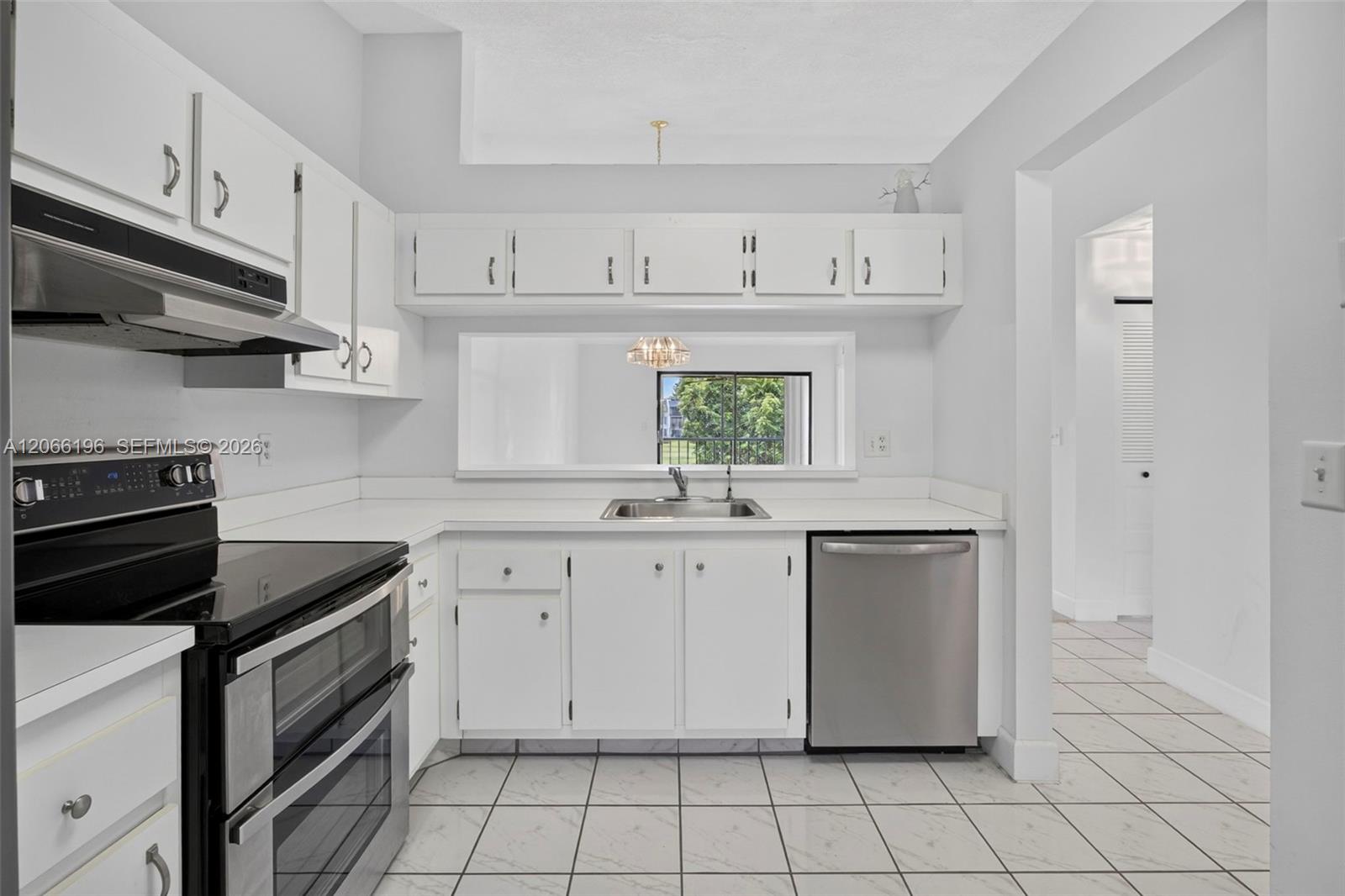 4626 E Lucerne Lakes Boulevard E 202 Property Photo 11
