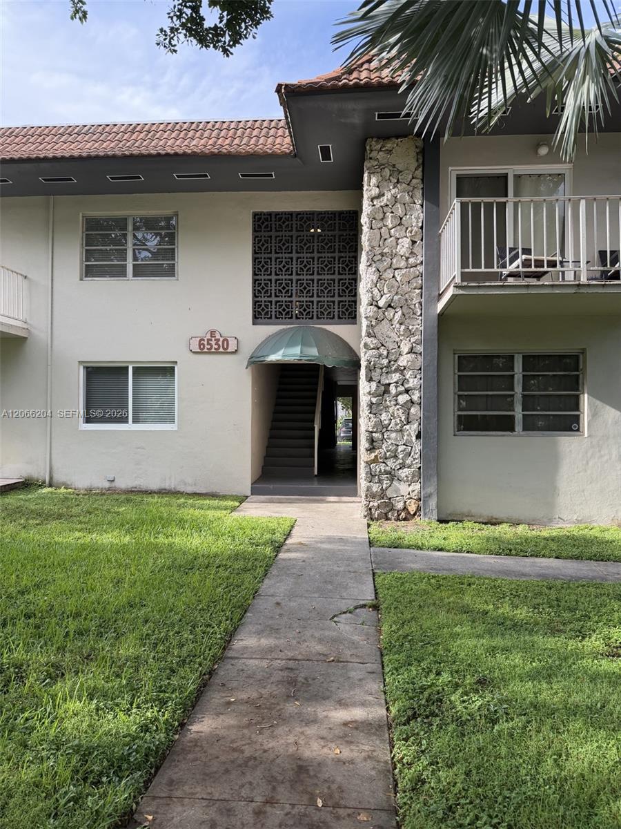A12066204 Property Photo 2
