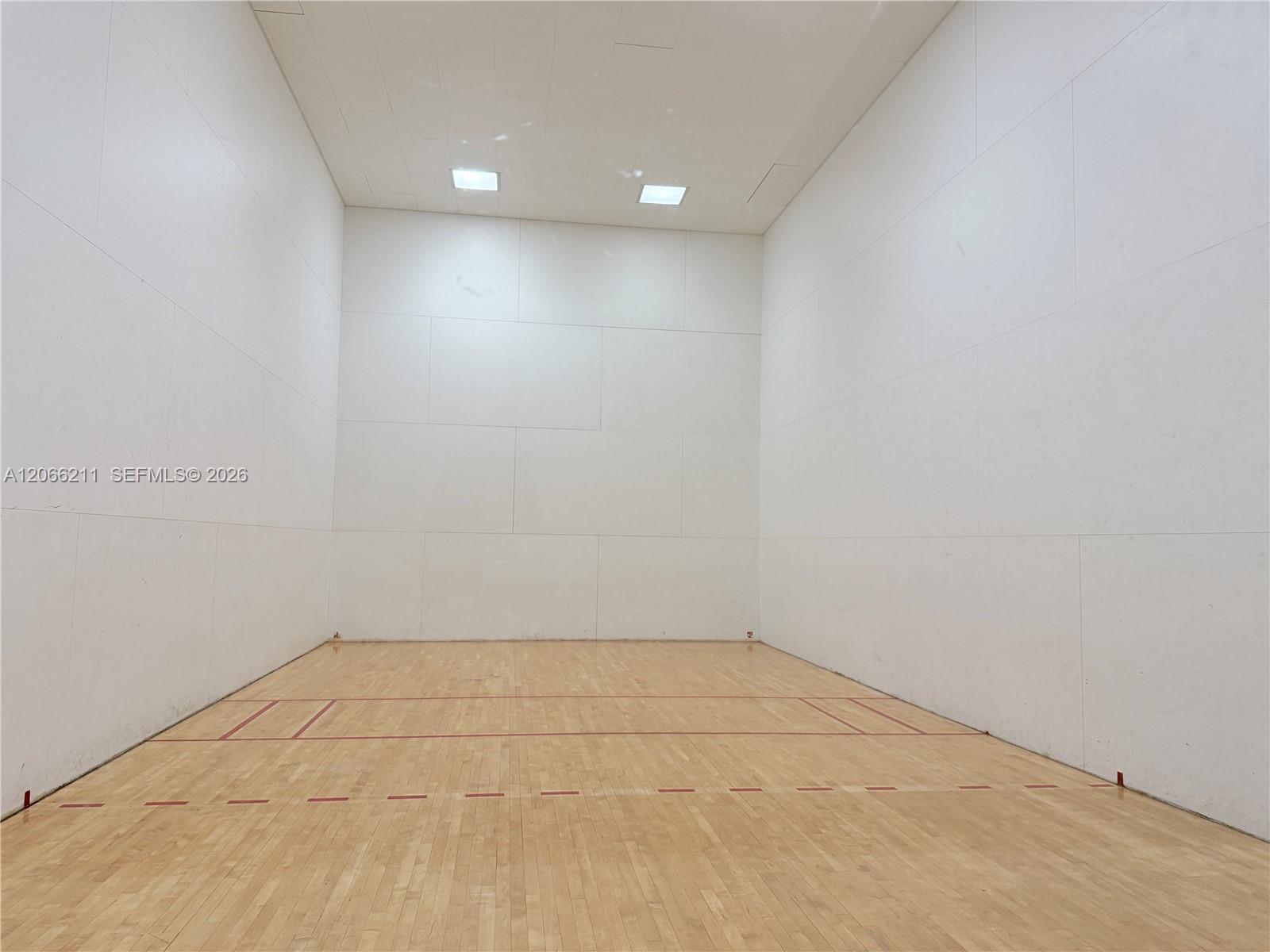 16511 Blatt Boulevard 203 Property Photo 29