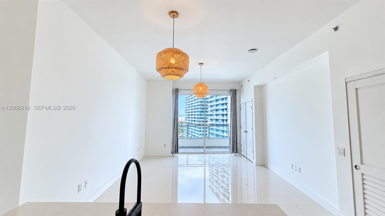 1080 Brickell Avenue 2805 Property Photo 2