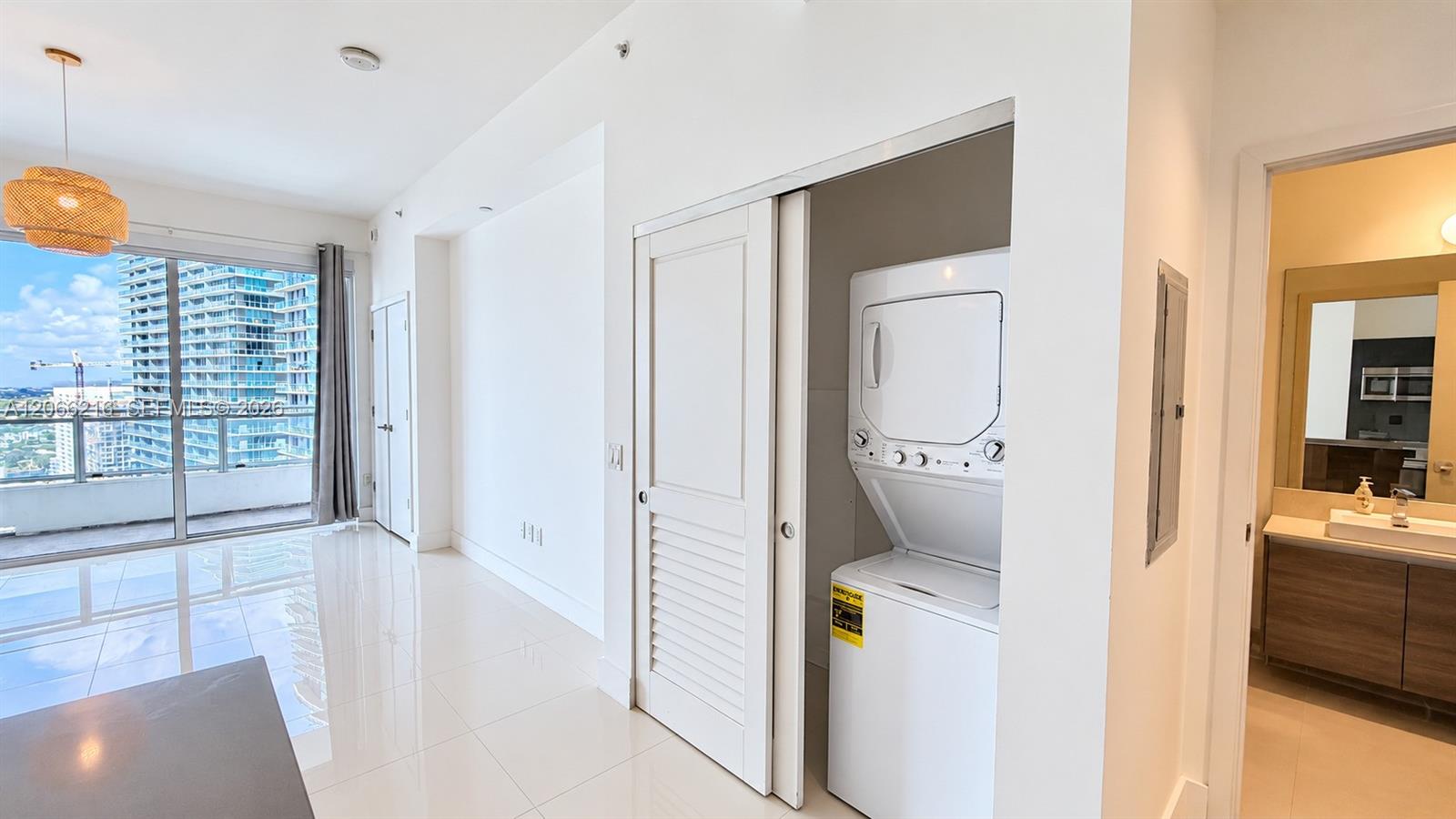 1080 Brickell Avenue 2805 Property Photo 3