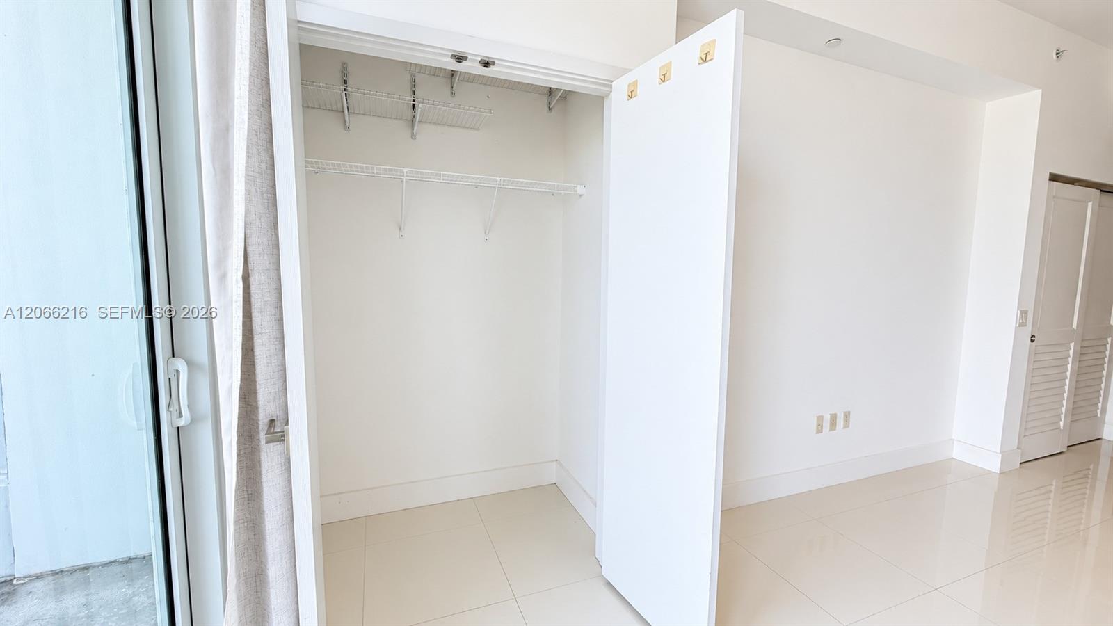 1080 Brickell Avenue 2805 Property Photo 4