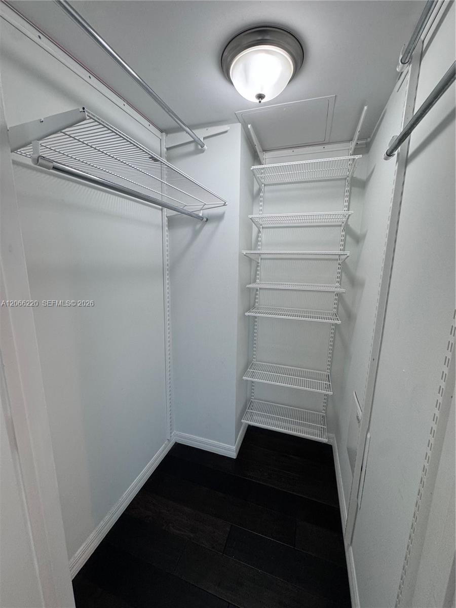 60 Sw 13th Street 2202 Property Photo 8