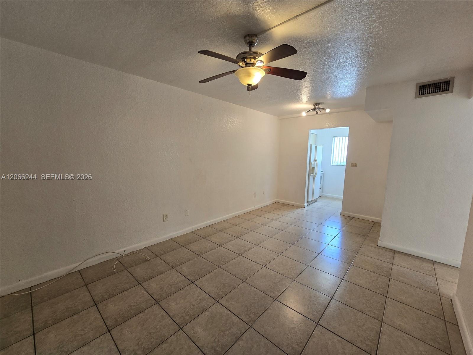 2330 NW 11th Street 15 Property Photo 1