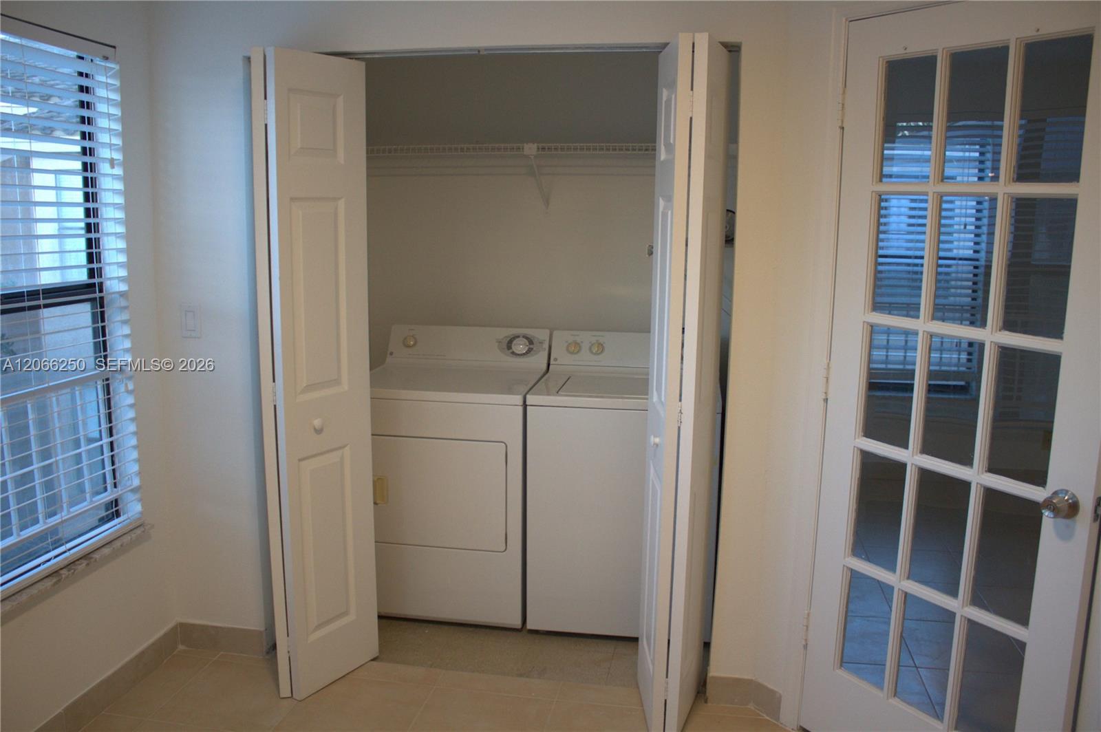 2826 S University Drive 3203 Property Photo 9