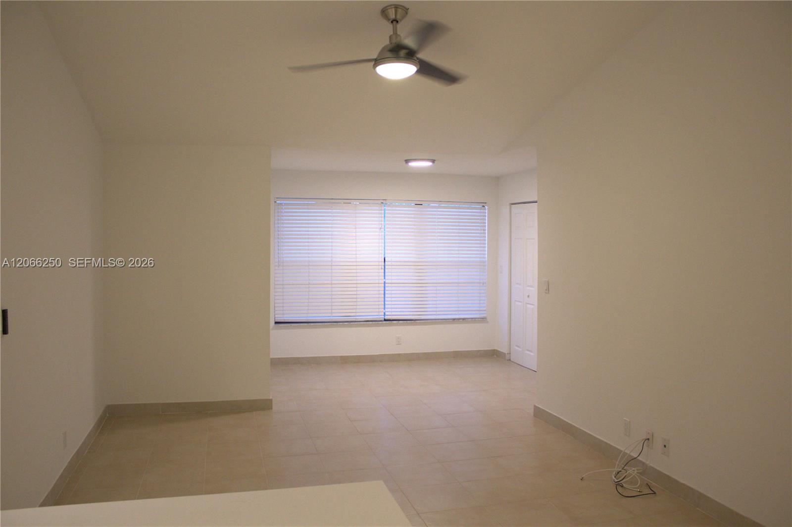 2826 S University Drive 3203 Property Photo 11