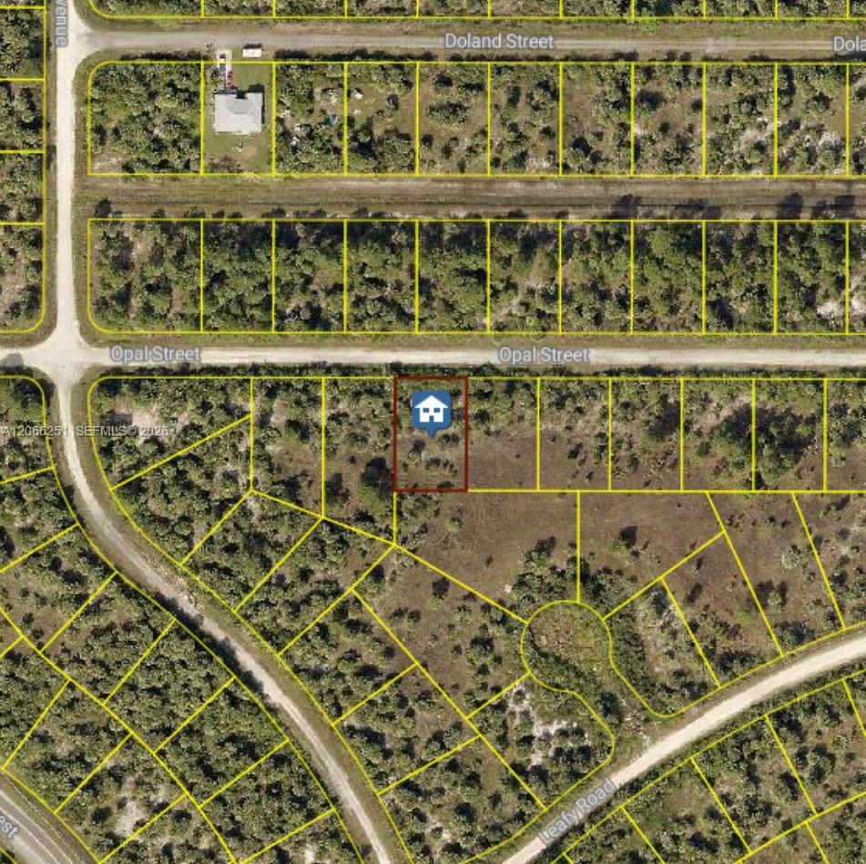 740 SW Opal Property Photo 1