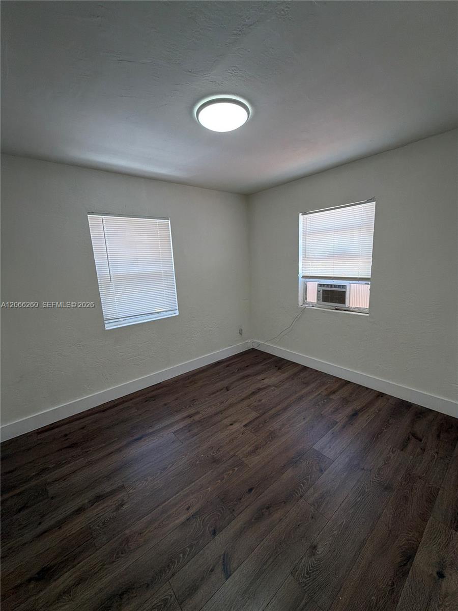 3669 Thomas Avenue 7 Property Photo 6