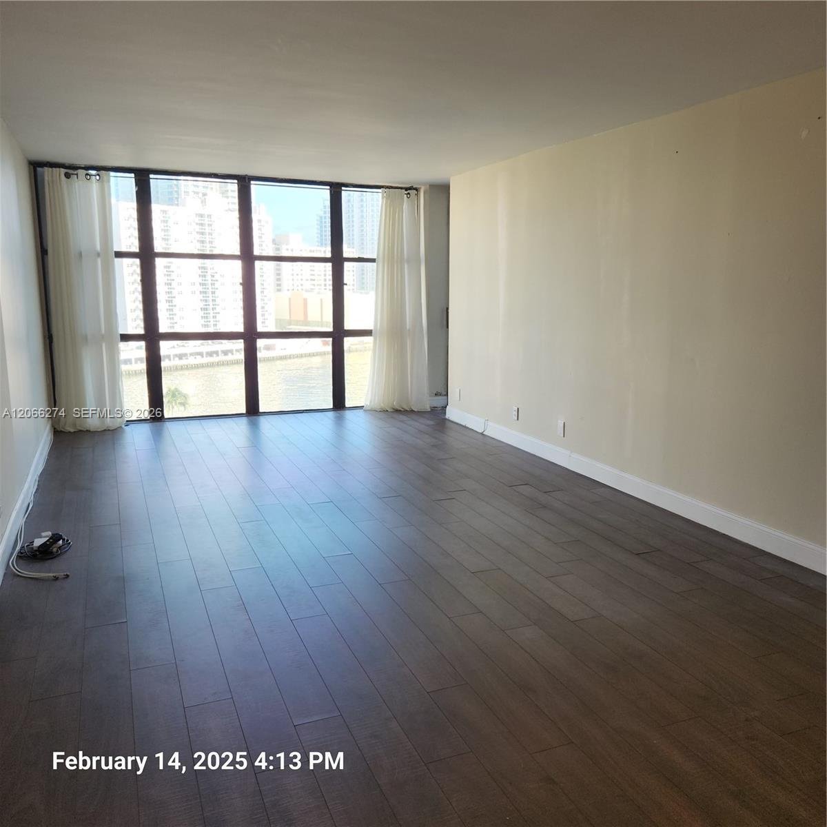 1000 Parkview Drive 1026 Property Photo 13