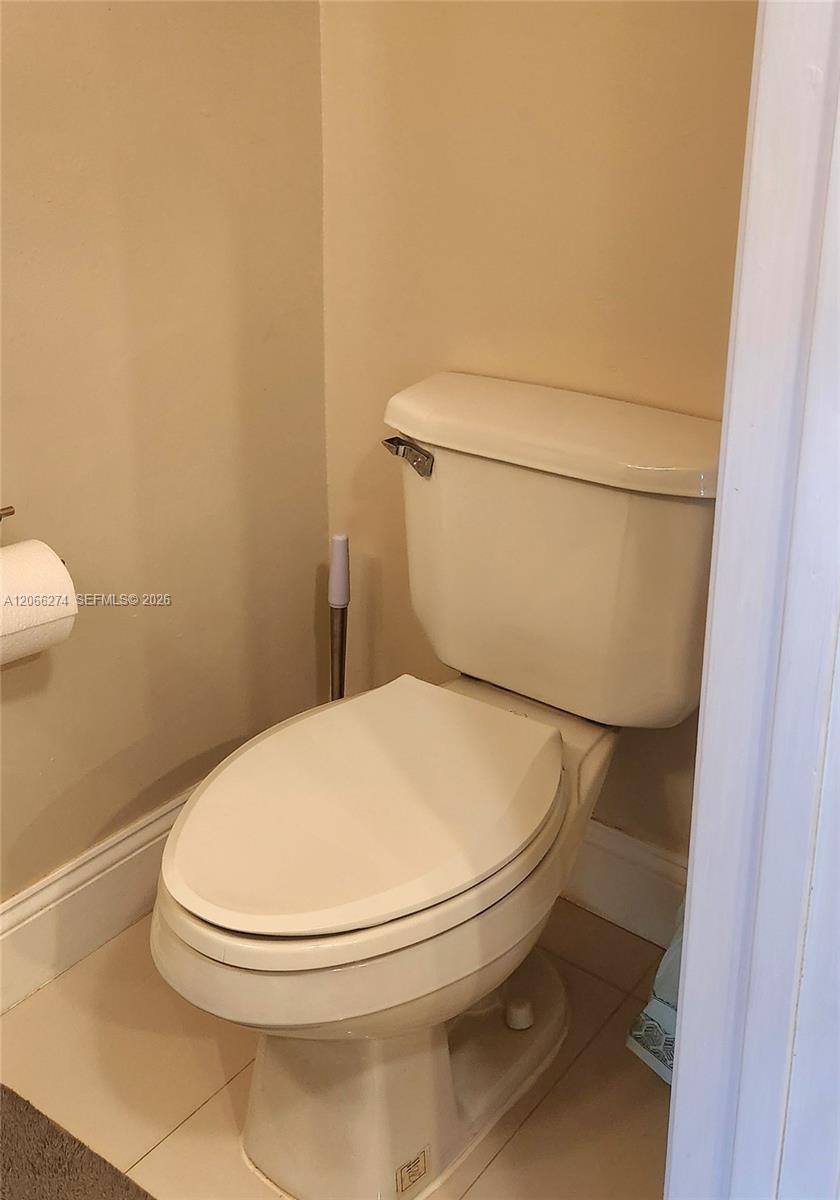 1000 Parkview Drive 1026 Property Photo 21