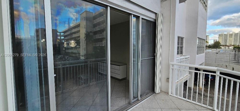 18041 Biscayne Boulevard 203 Property Photo 16
