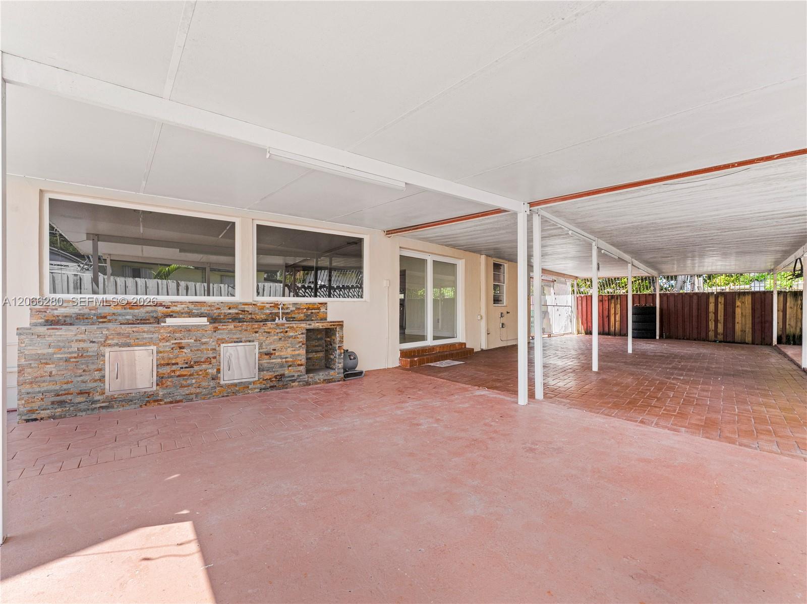 8241 Sw 12th Terrace Property Photo 4