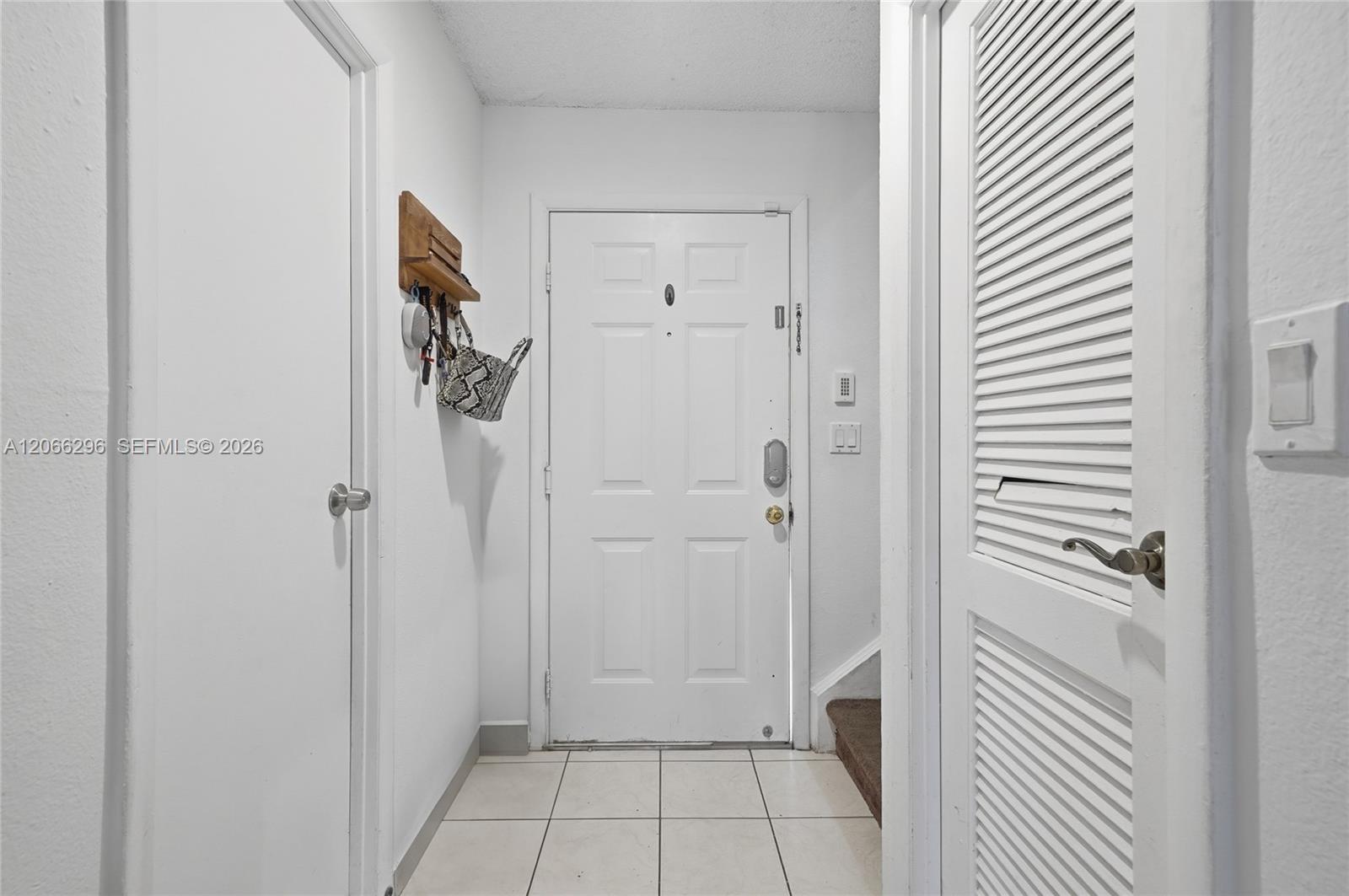 17901 Nw 68th Avenue R206 Property Photo 2