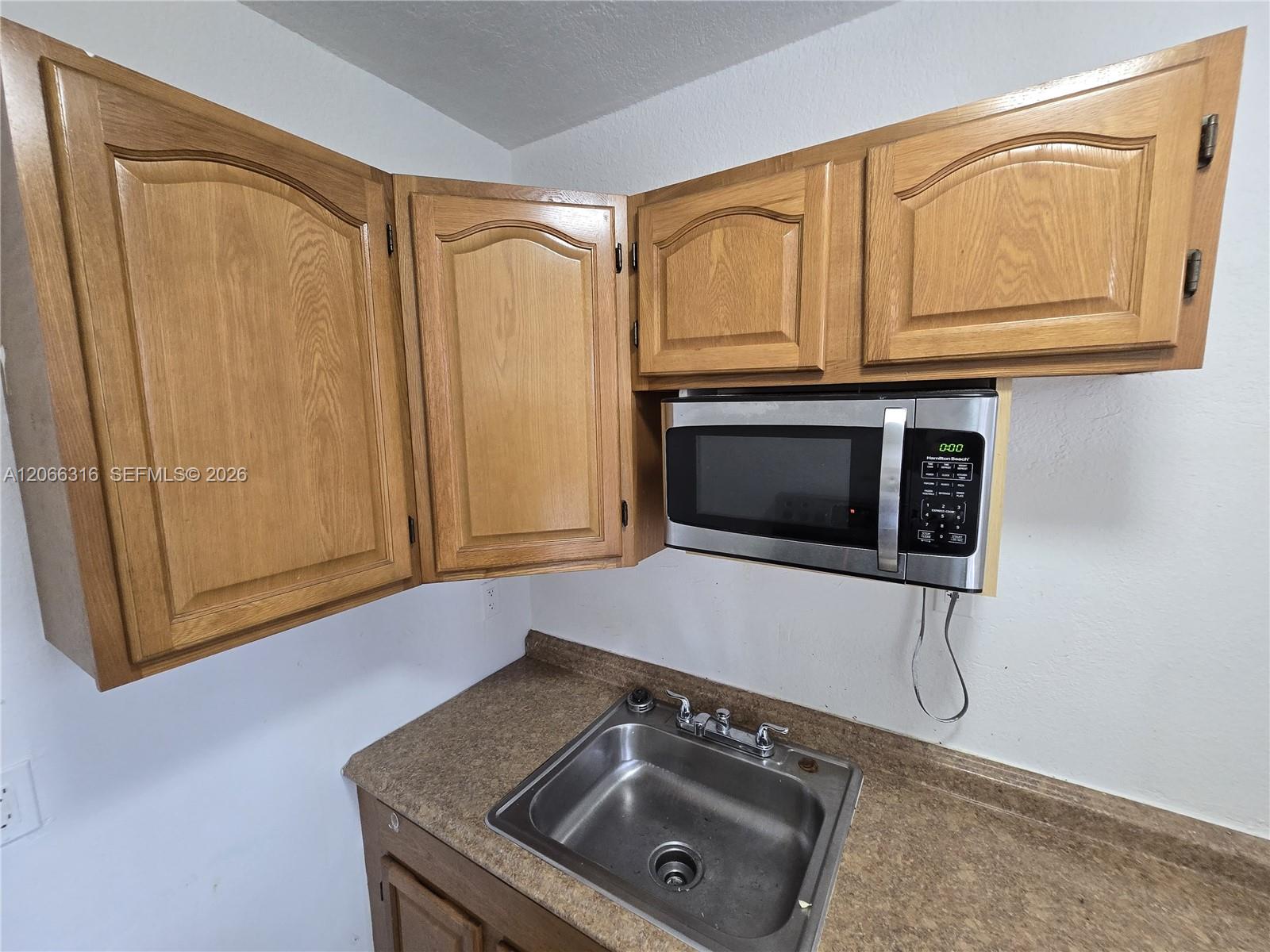 535 Nw 7th Street 3 Property Photo 2