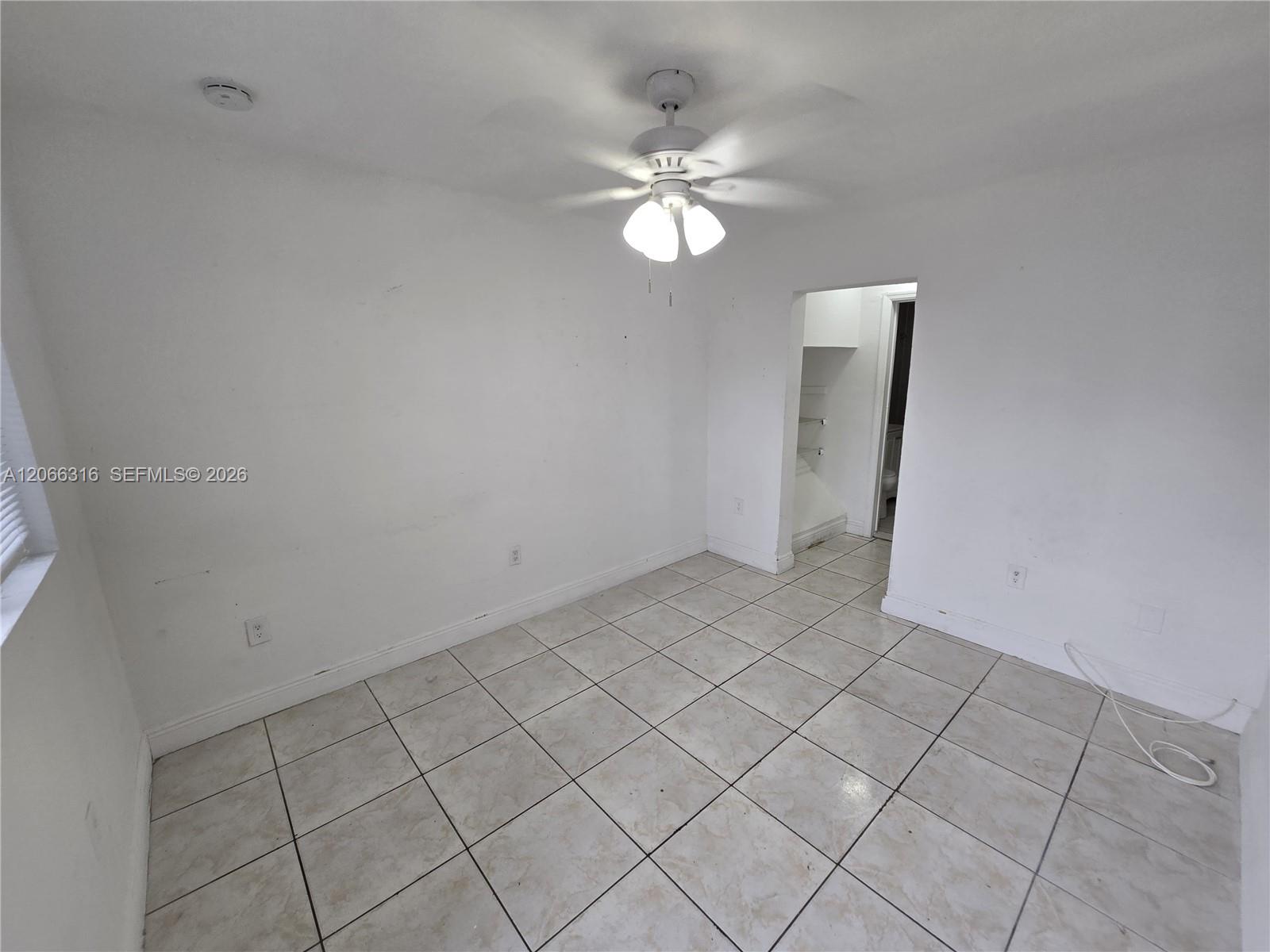 535 Nw 7th Street 3 Property Photo 11