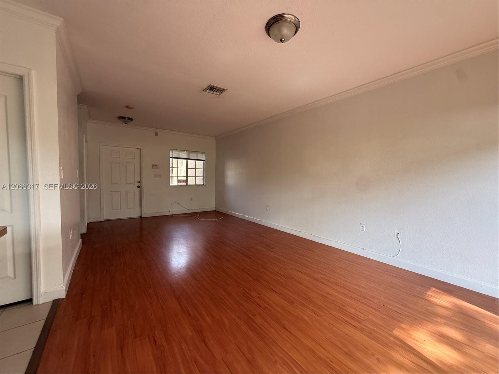 8564 Sw 214th Way Property Photo 5