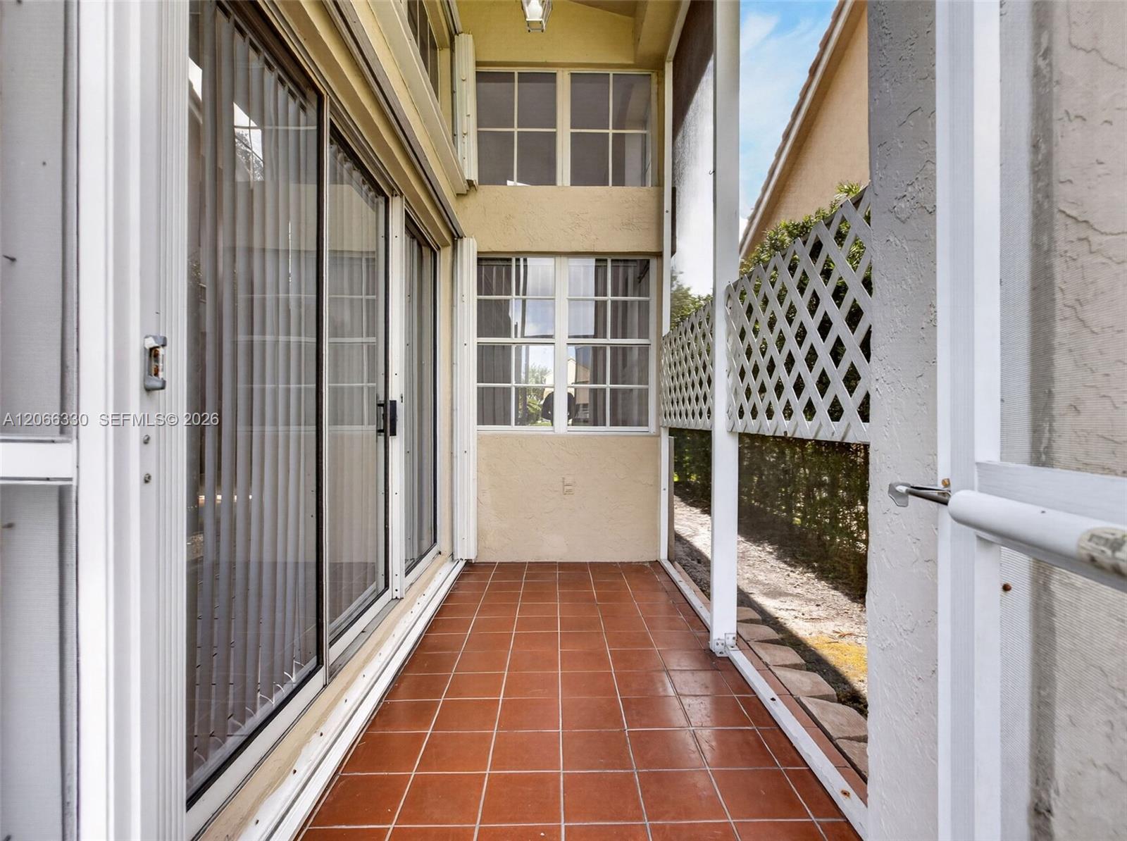 1520 Seabay Road Property Photo 26