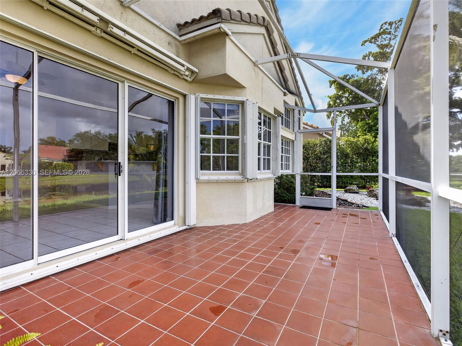 1520 Seabay Road Property Photo 32