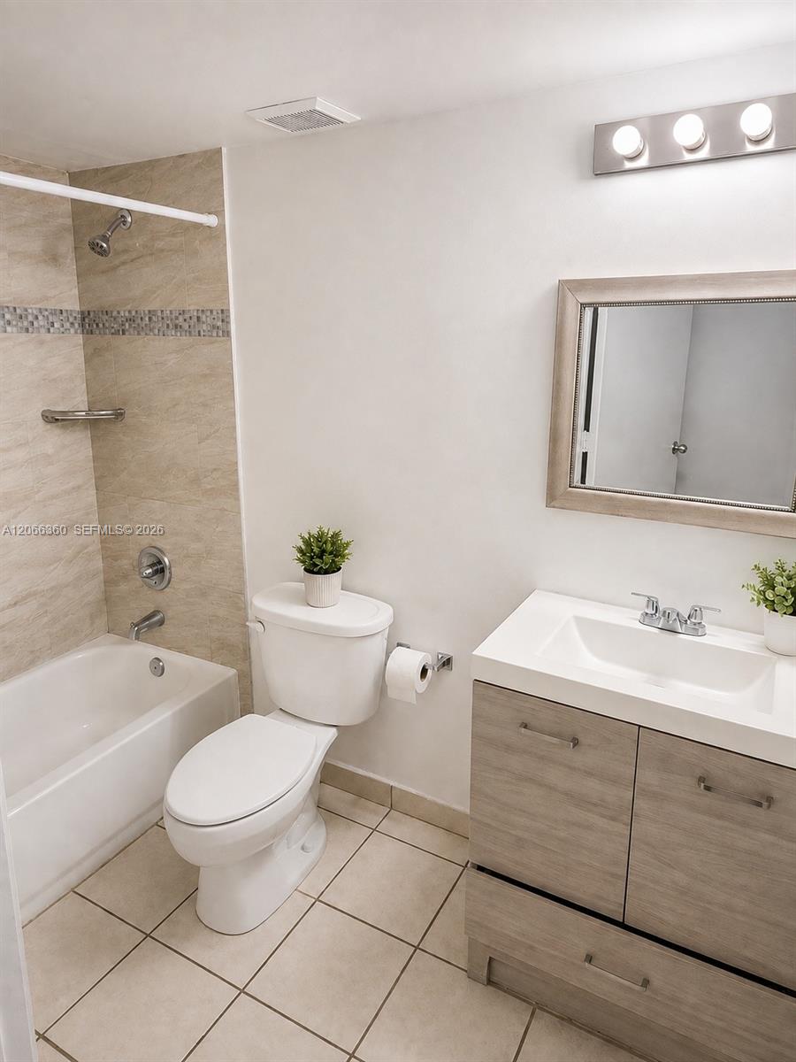 14951 Sw 82nd Lane 17-502 Property Photo 11
