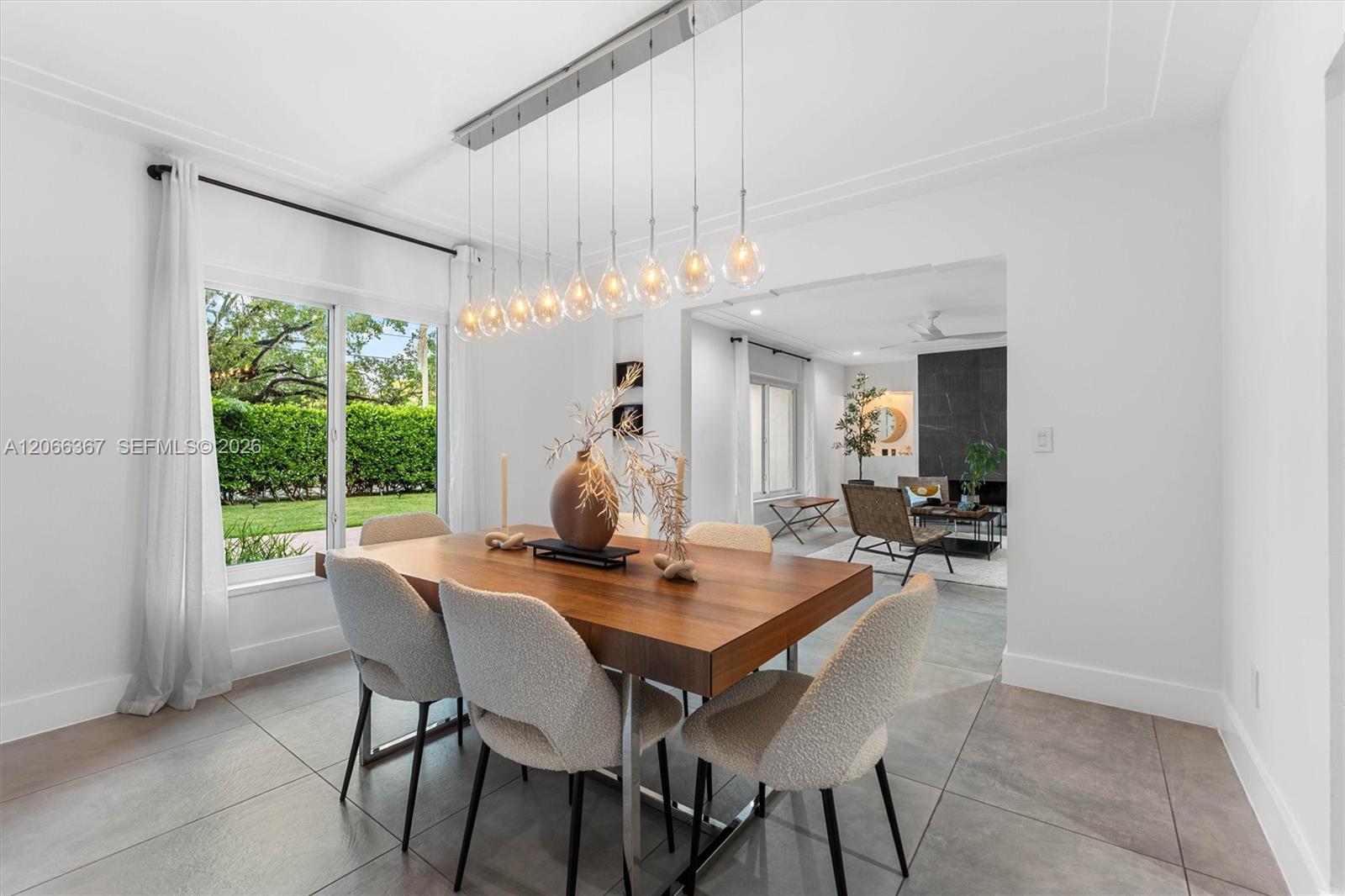 11400 Griffing Boulevard Property Photo 8
