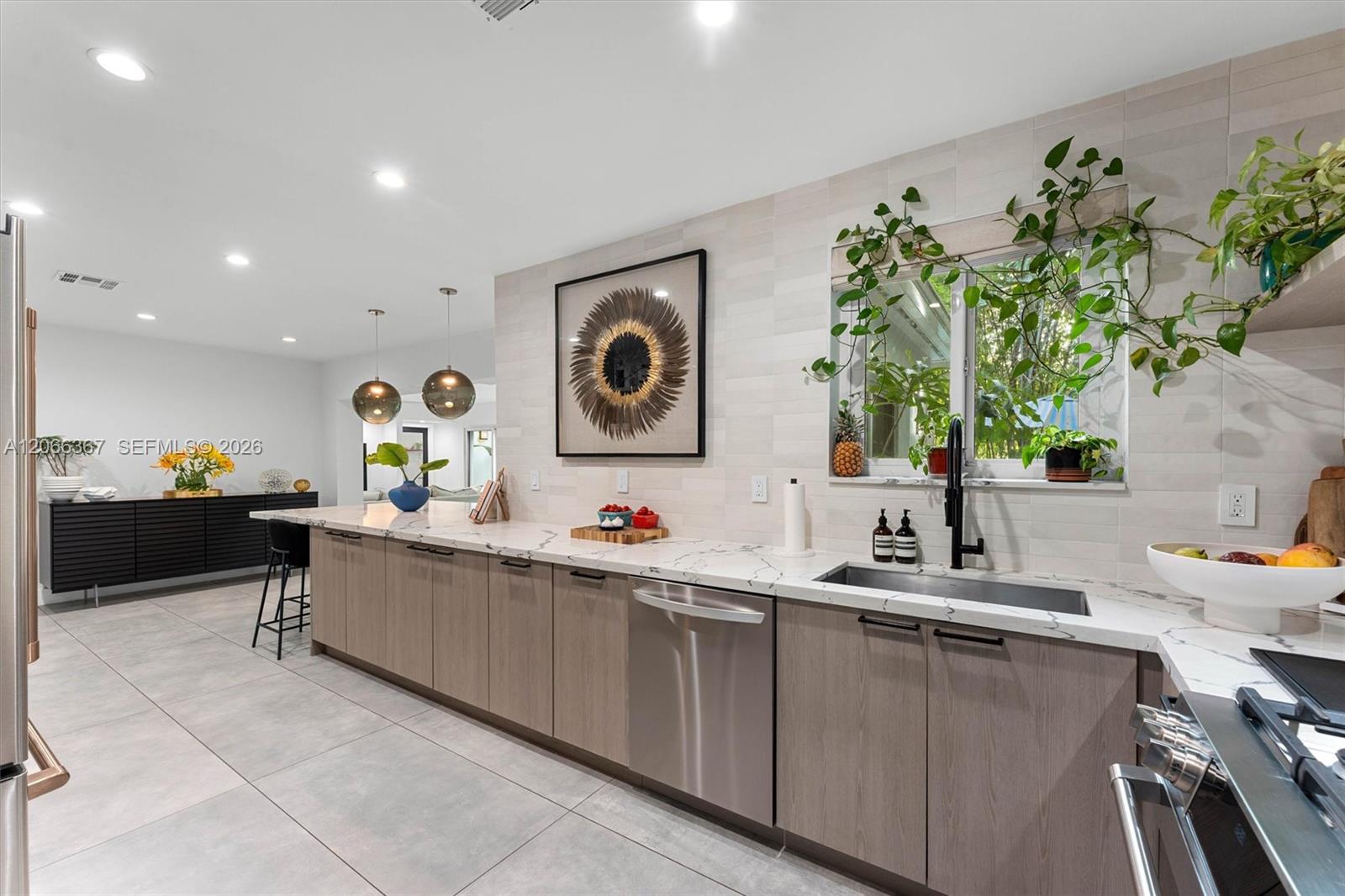 11400 Griffing Boulevard Property Photo 12