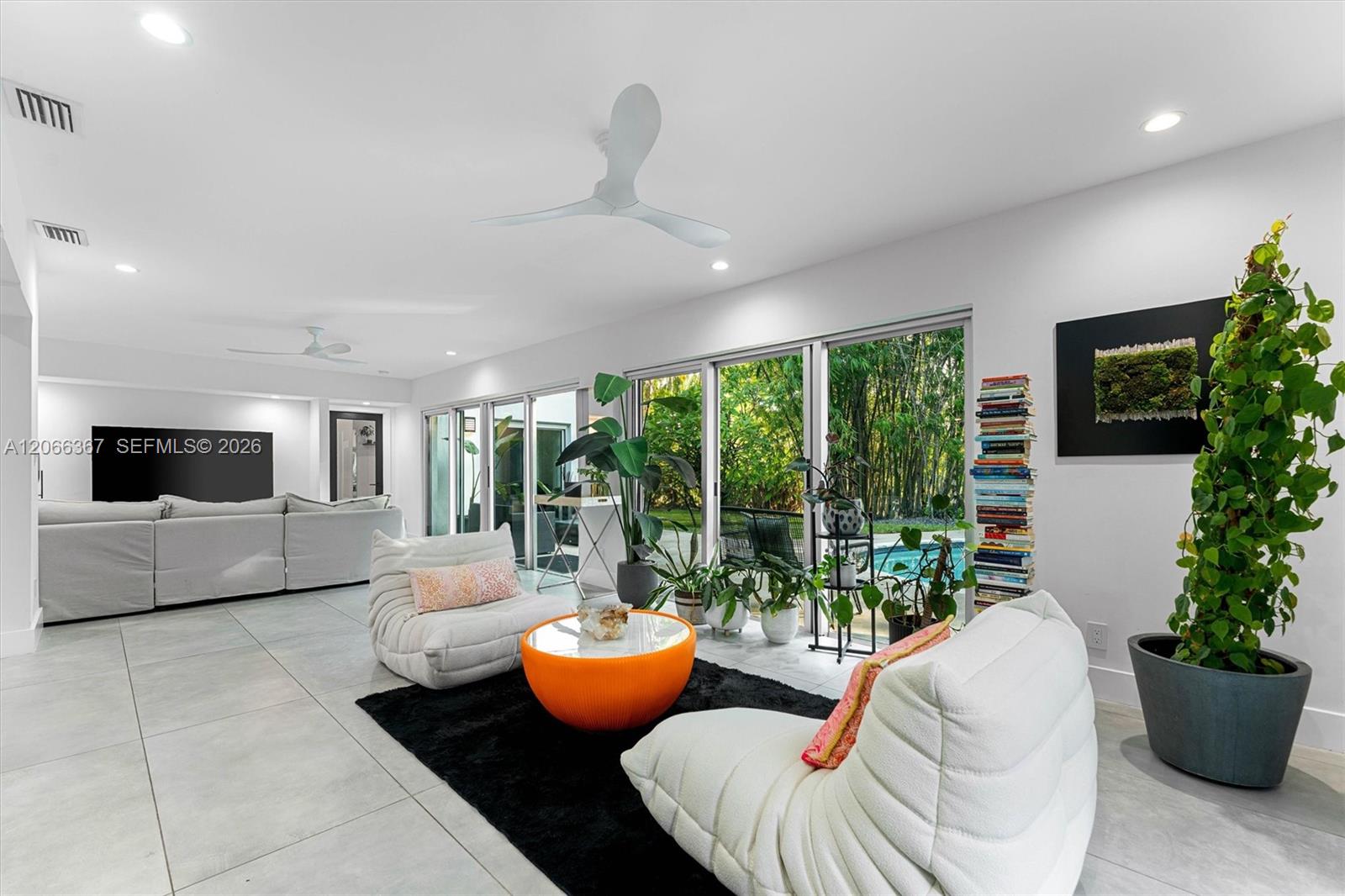 11400 Griffing Boulevard Property Photo 17